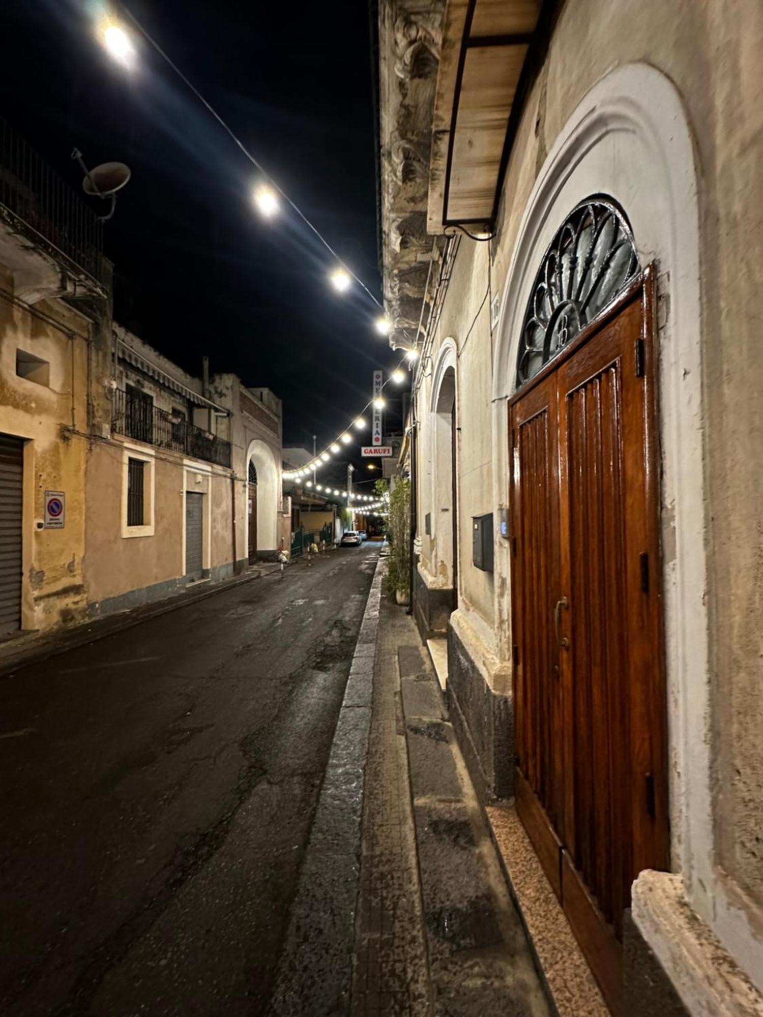 Casa Betulla Di Palazzo Biondi Villa Giarre Buitenkant foto